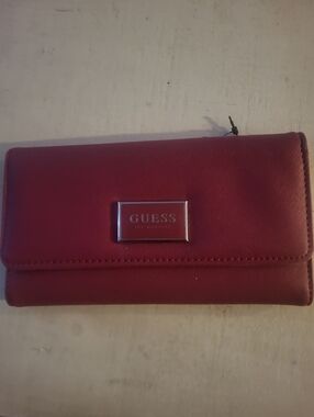 GUESS Red Fold-Over Women's Wallet with Logo Plate